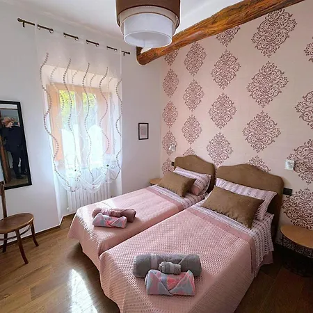 In Nyaraló *